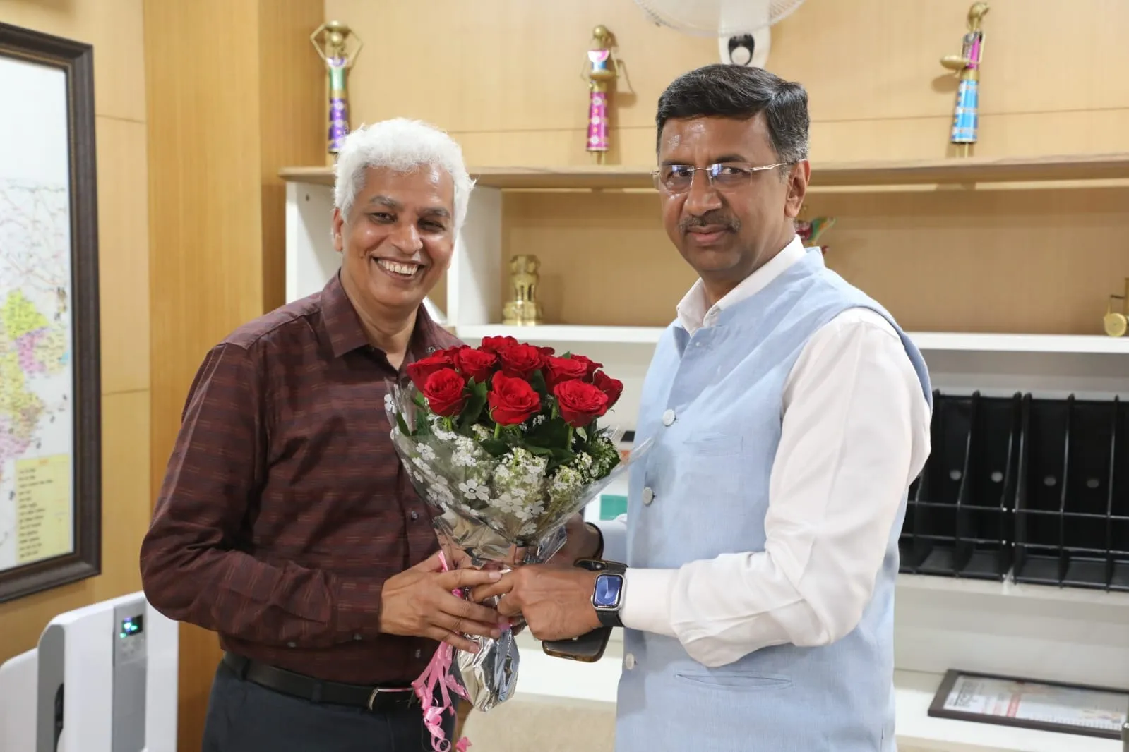 manish-singh-takes-charge-jansampark-commissioner