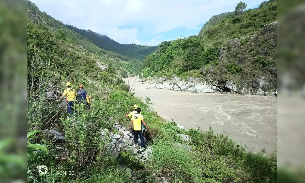 Bus Falls Into River In Uttarakhand