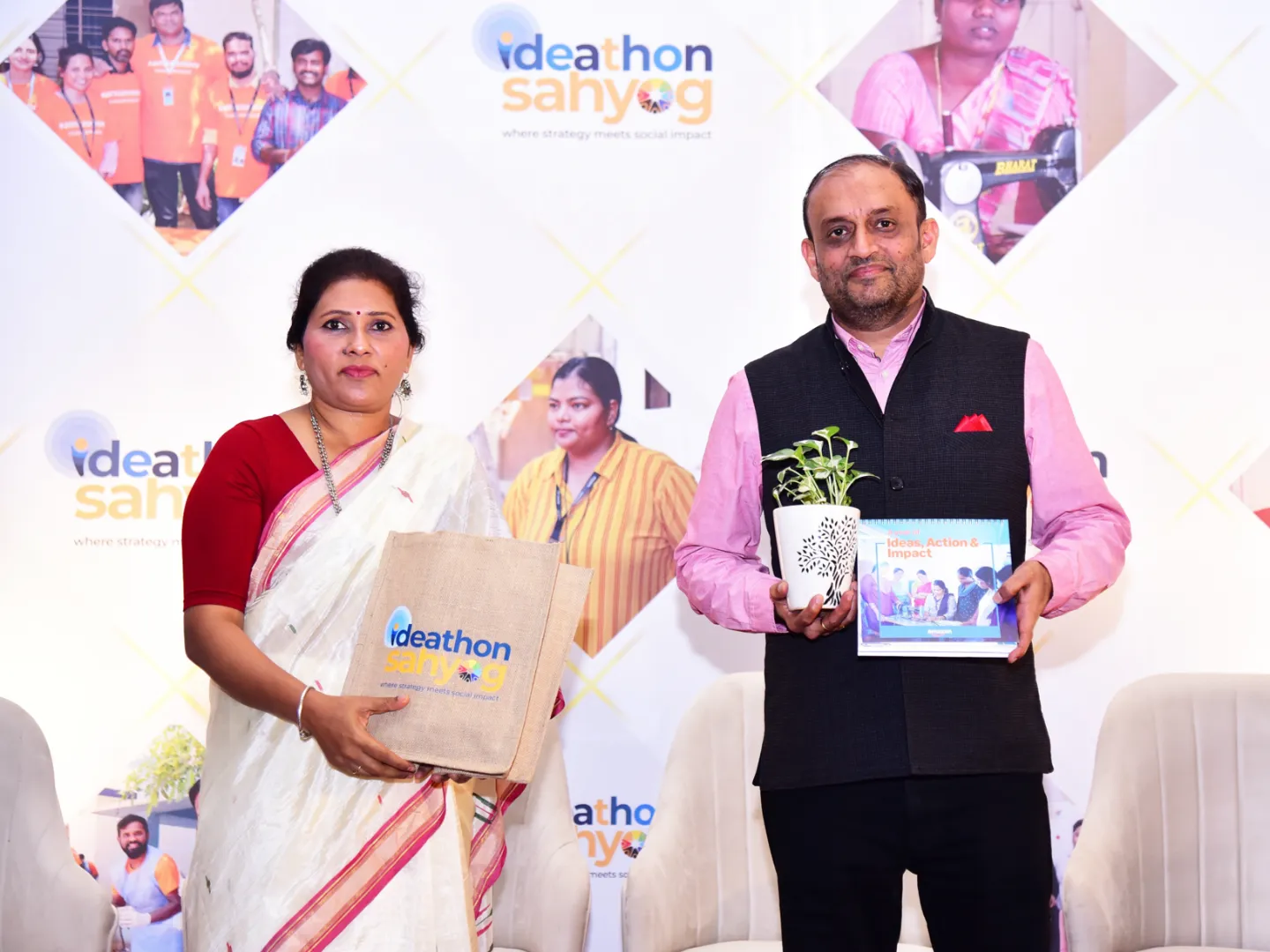 READ-India Wins at Amazon Ideathon (2)