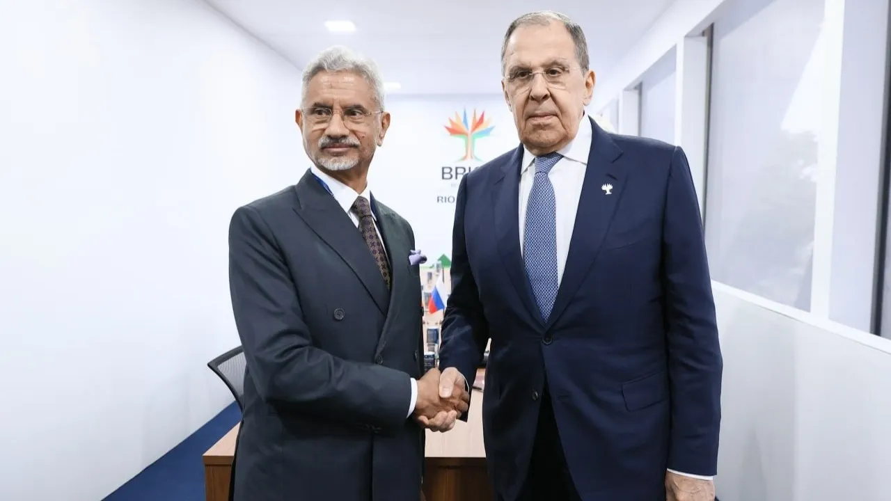 External Affairs Minister S Jaishankar and Russian Foreign Minister Sergei Lavrov
