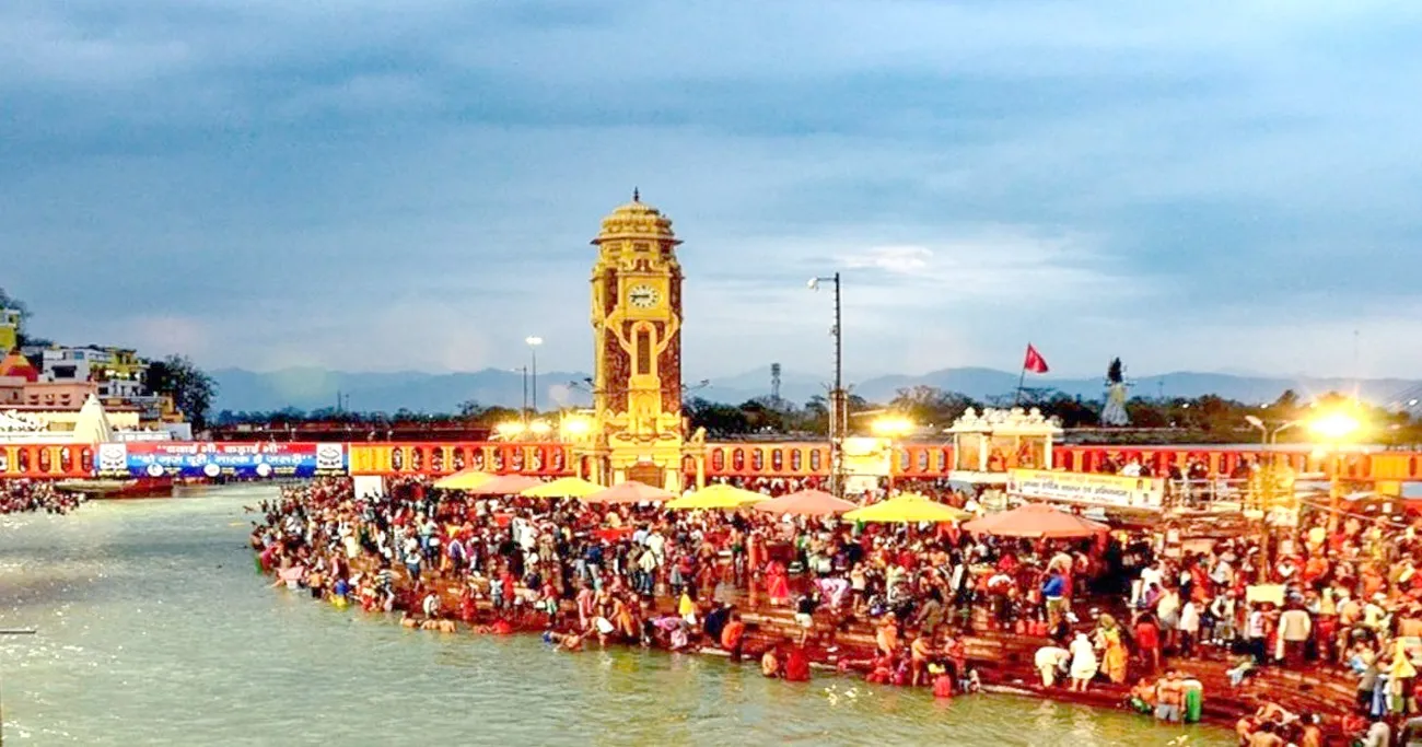 Haridwar में कांवड़ियों का ‘जनसैलाब’! प्रशासन के भी उड़ गए होश – देखें ताज़ा तस्वीरें | यंग भारत न्यूज