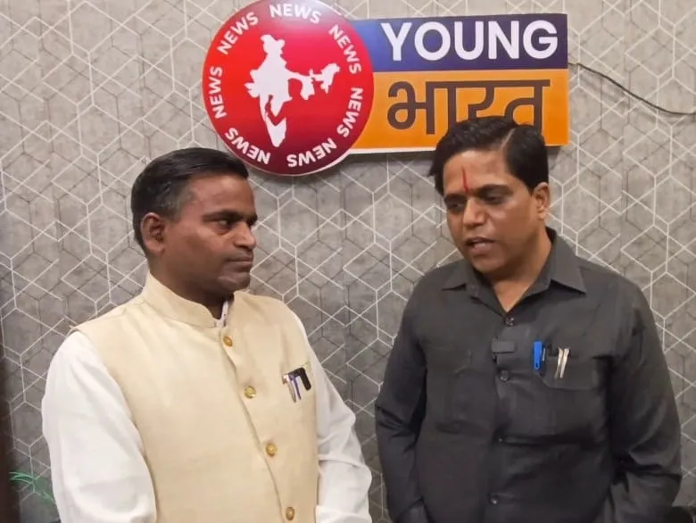 यंग भारत न्यूज कार्यालय में समाजसेवी मुनीश सिंह परिहार
