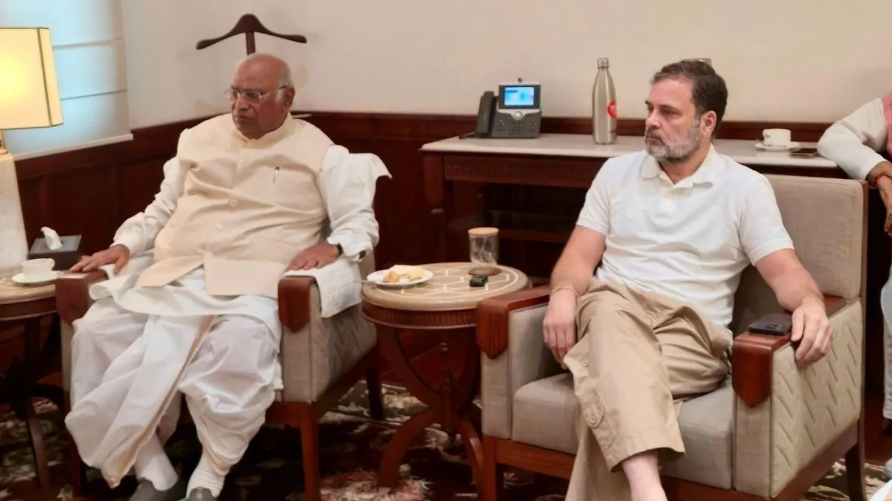INDIA BLOCK meeting on supreme court comment