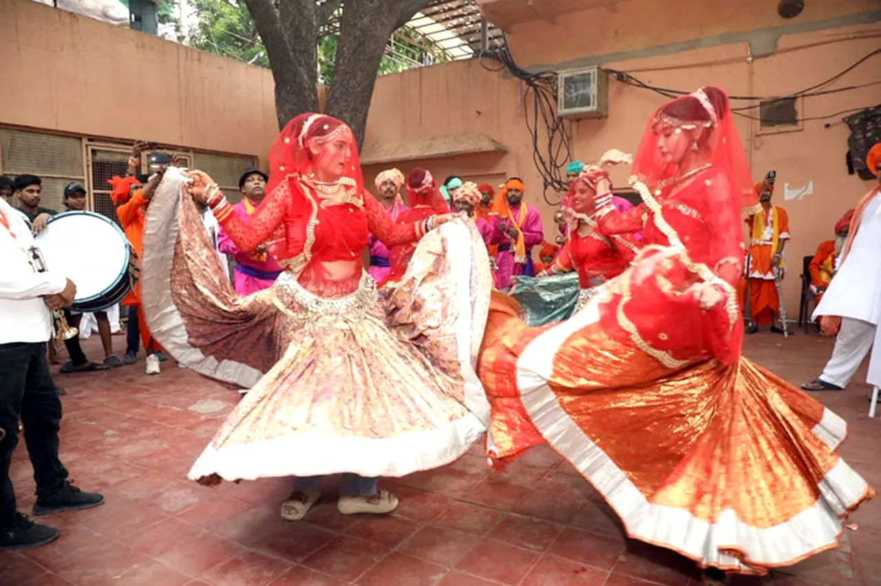 आज मथुरा में श्रीकृष्ण जन्मोत्सव : सीएम योगी होंगे शामिल, मन मोह लेगा ब्रज संस्कृति की झलक | यंग भारत न्यूज