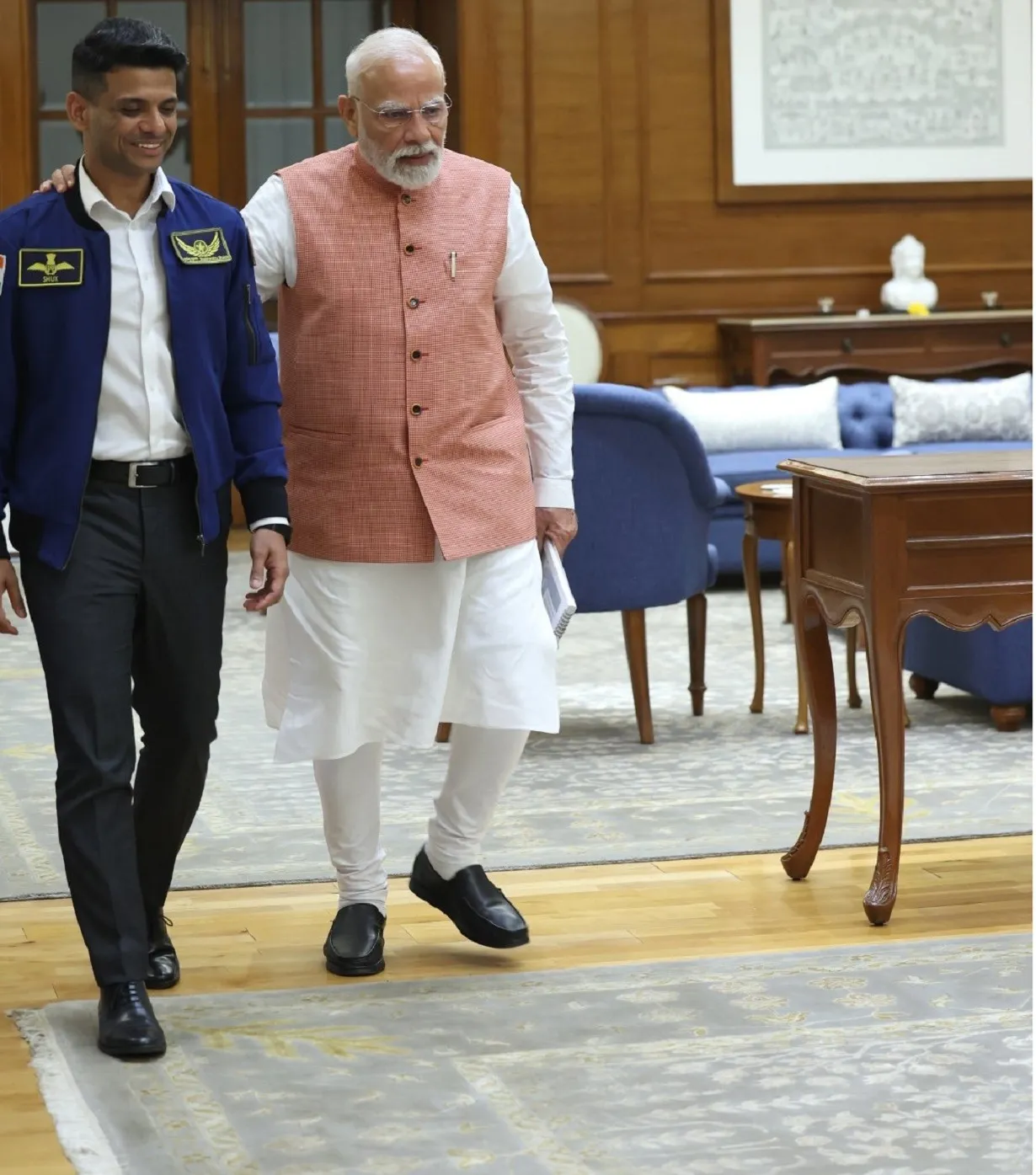 Modi Meets Astronaut Shubhanshu