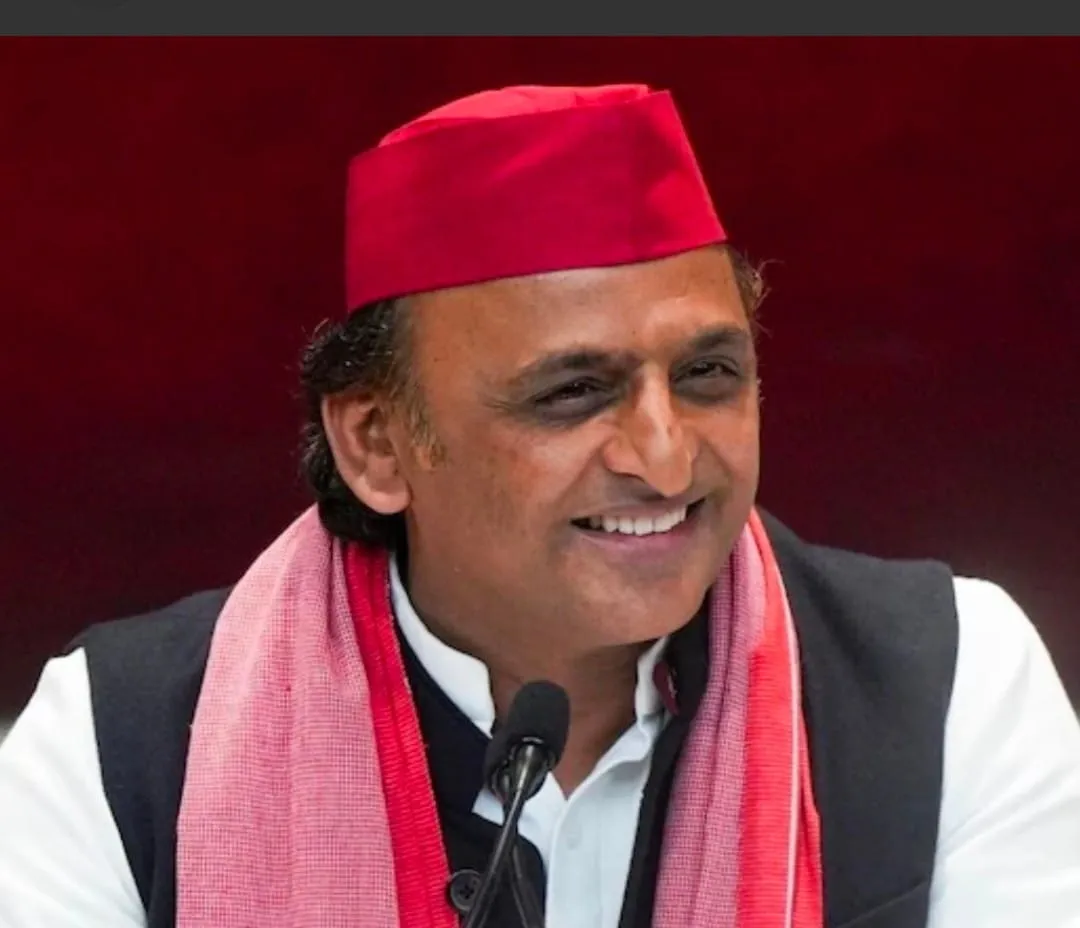 यूपी के पूर्व सीएम अखिलेश यादव