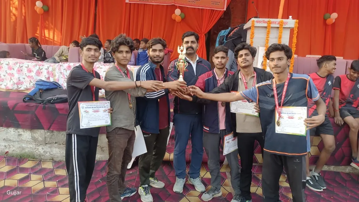 शाहजहांपुर में युवा कल्याण विभाग खेल समारोह में विजेता खिलाड़ियों को किया गया सम्मानित