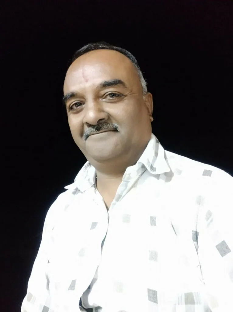 Bharatbhai Agrawat<br />
