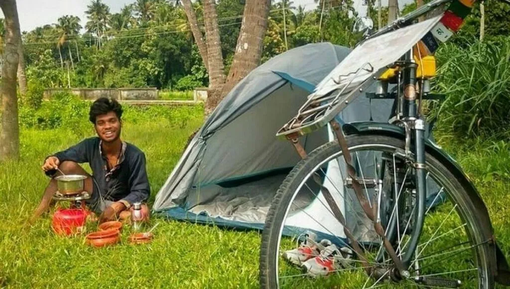 Nidhin Maliyakkal's Ideas To Travel And Earn