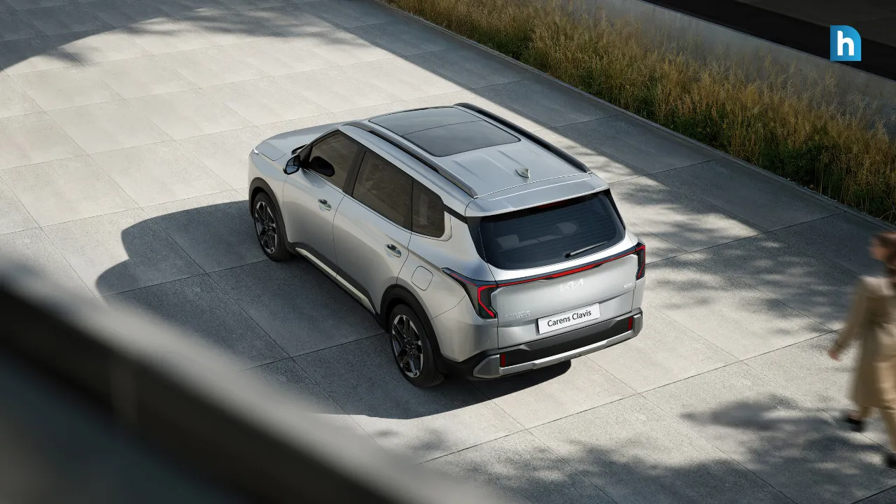 Kia Carens Clavis Sunroof