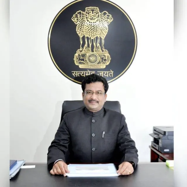 chattissgarh ias sonmoni