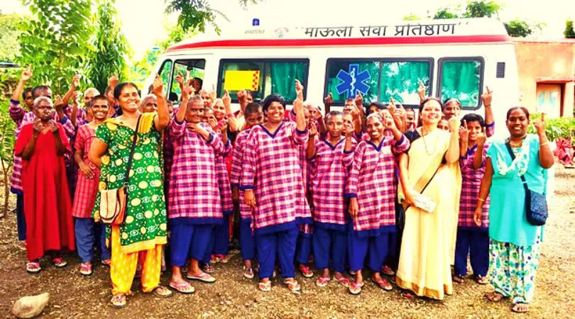Maharashtra Doctor Couple