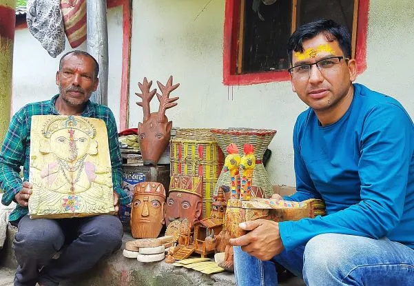 uttarakhand handicraft man