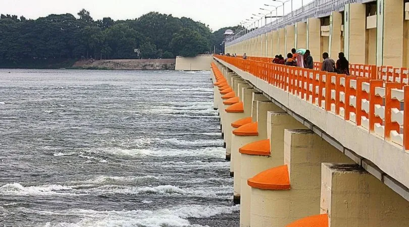 Kallanai Dam
