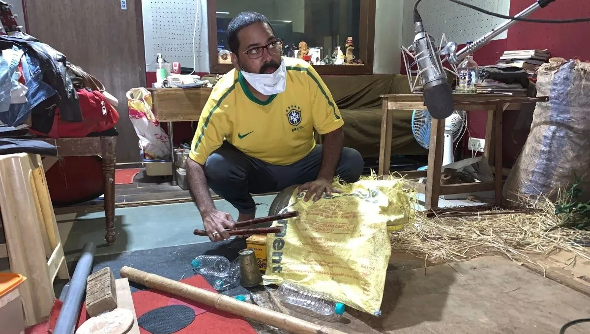 Creating sound effects for movies at Just Foley Art