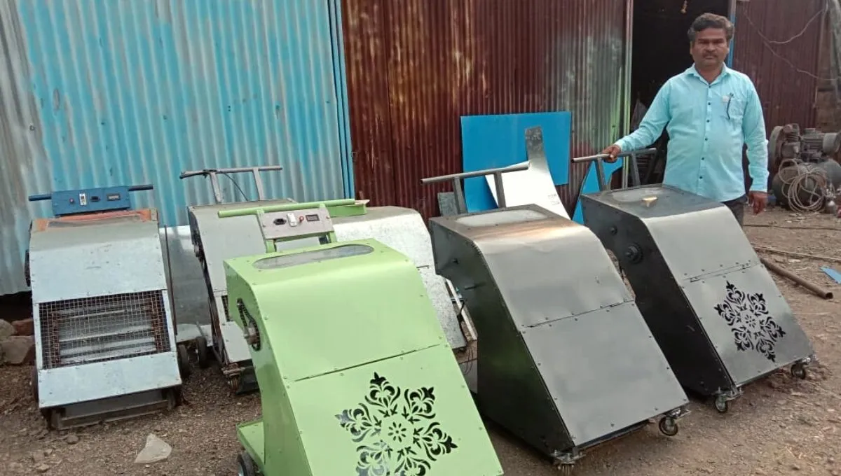 Mohan Lamb with Cow Dung Collector Machine, A village business idea