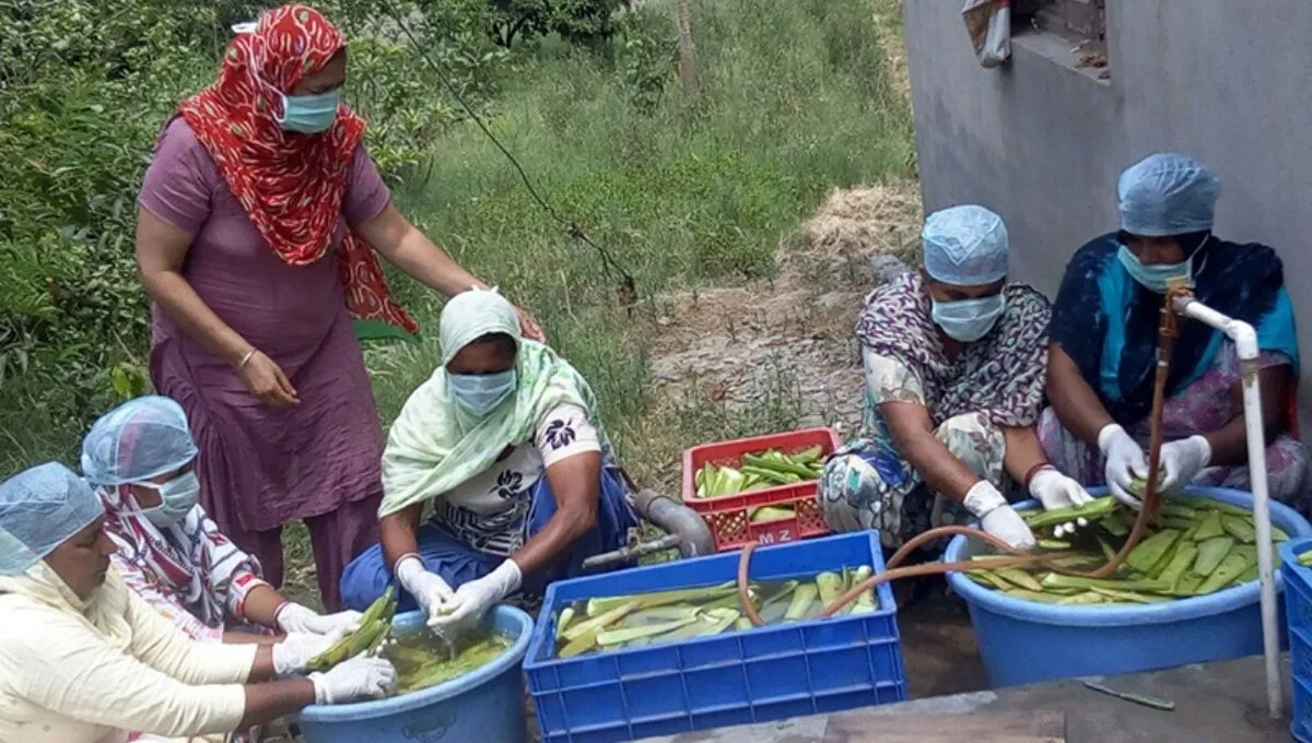Food Entrepreneur giving employment to other women