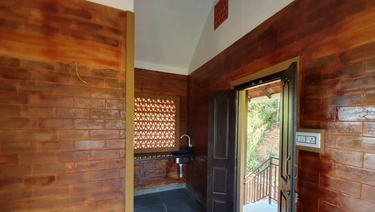 Used Terracotta Jaali work 