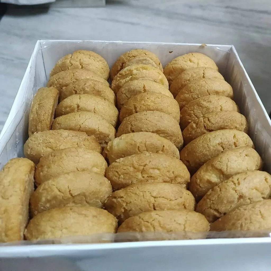 Osmania Biscuit at Cafe Niloufer