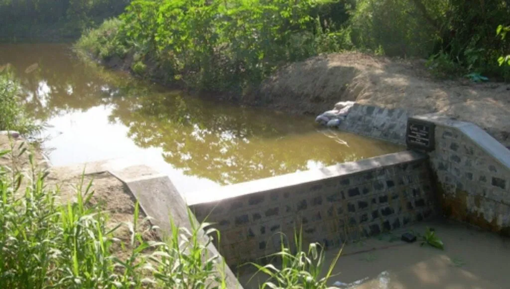 check dam 