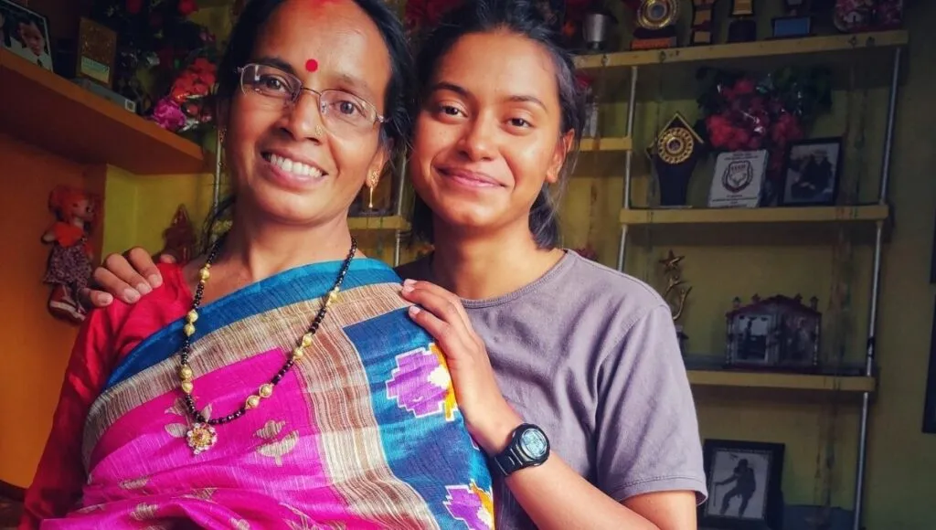 Mountain girl Sheetal & her mother