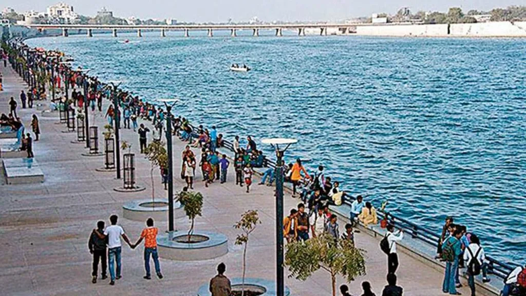 Savarmati Riverfront In Ahemdabad