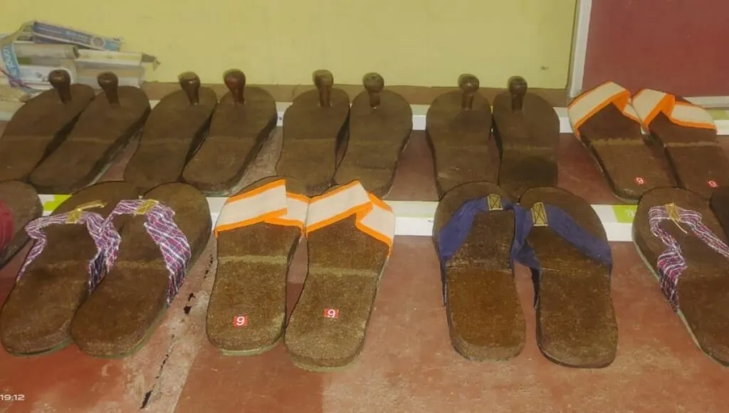 Cowdung products, slipper