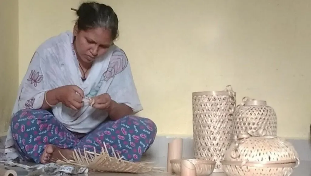 Meenakshi walke bamboo running a  rakhi business 