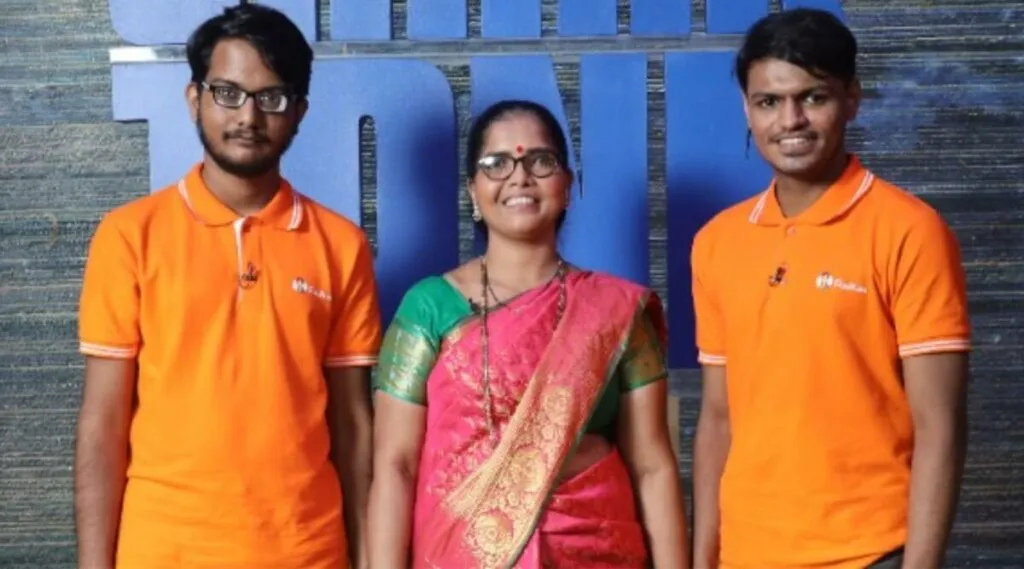 Geeta Patil & her team