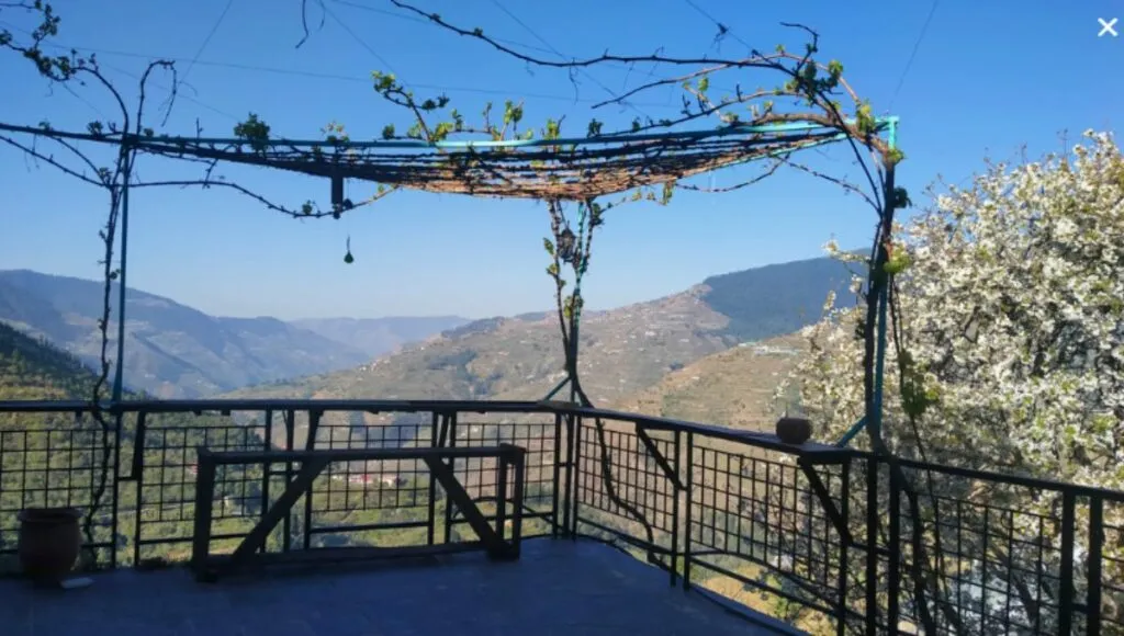 Scenery view from the balcony of Himalayan Orchard farm Stay