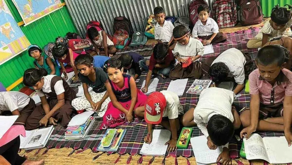 school for needy kids by Sumi Das 