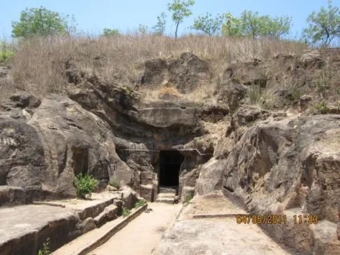 Vijasan Caves 