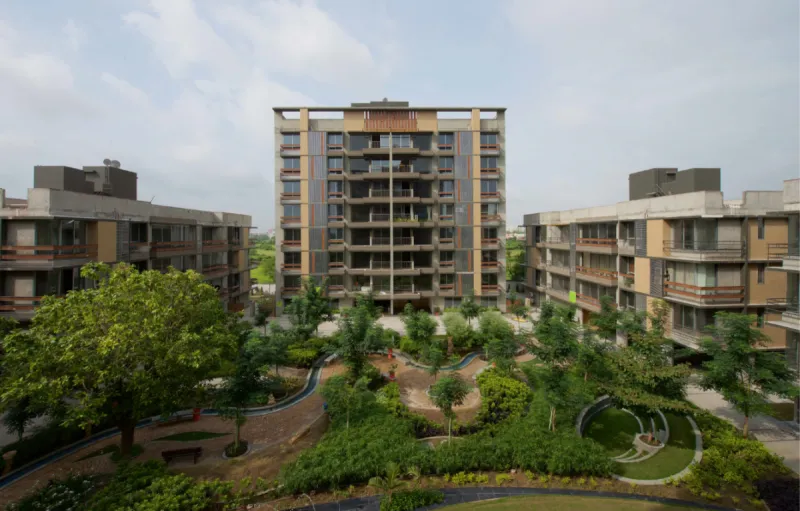 Urban Oasis-Posh