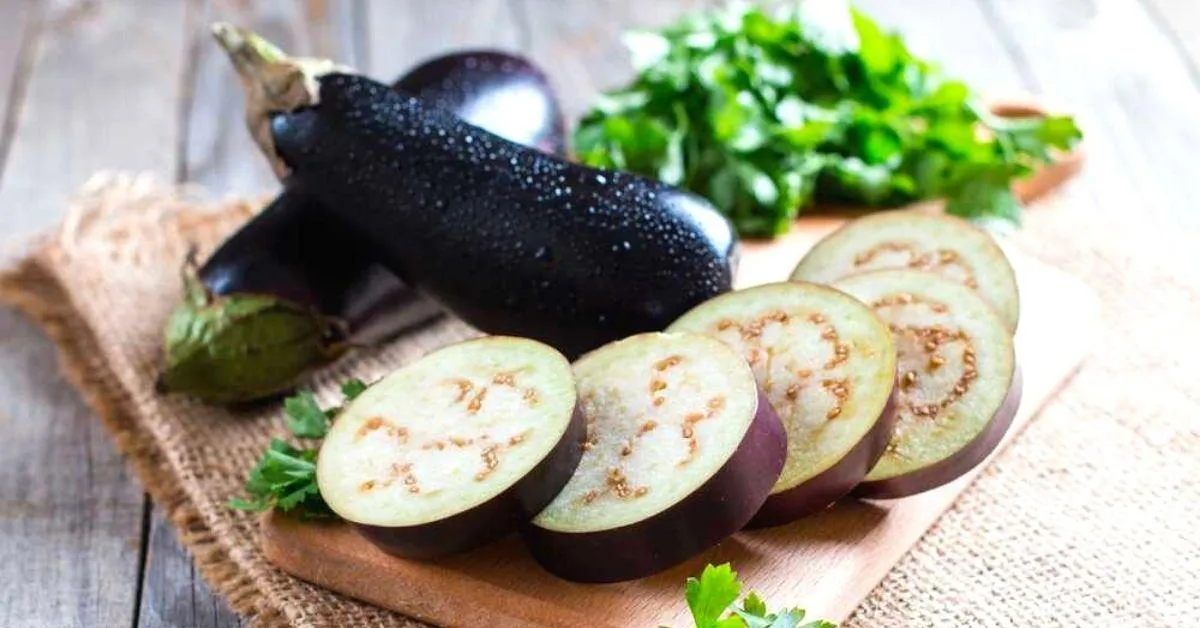 Aubergine or Brinjal prevents cancer 