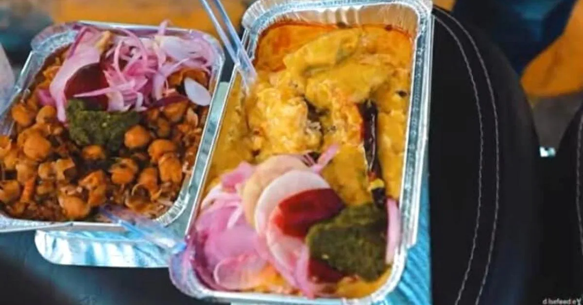 Chole and Kadhi pakoda by Amrita Ji Ke Rajma Chawal In Delhi