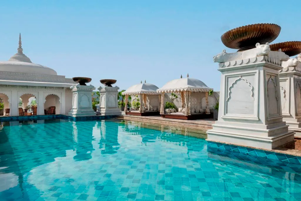 Rooftop Infinity Pool