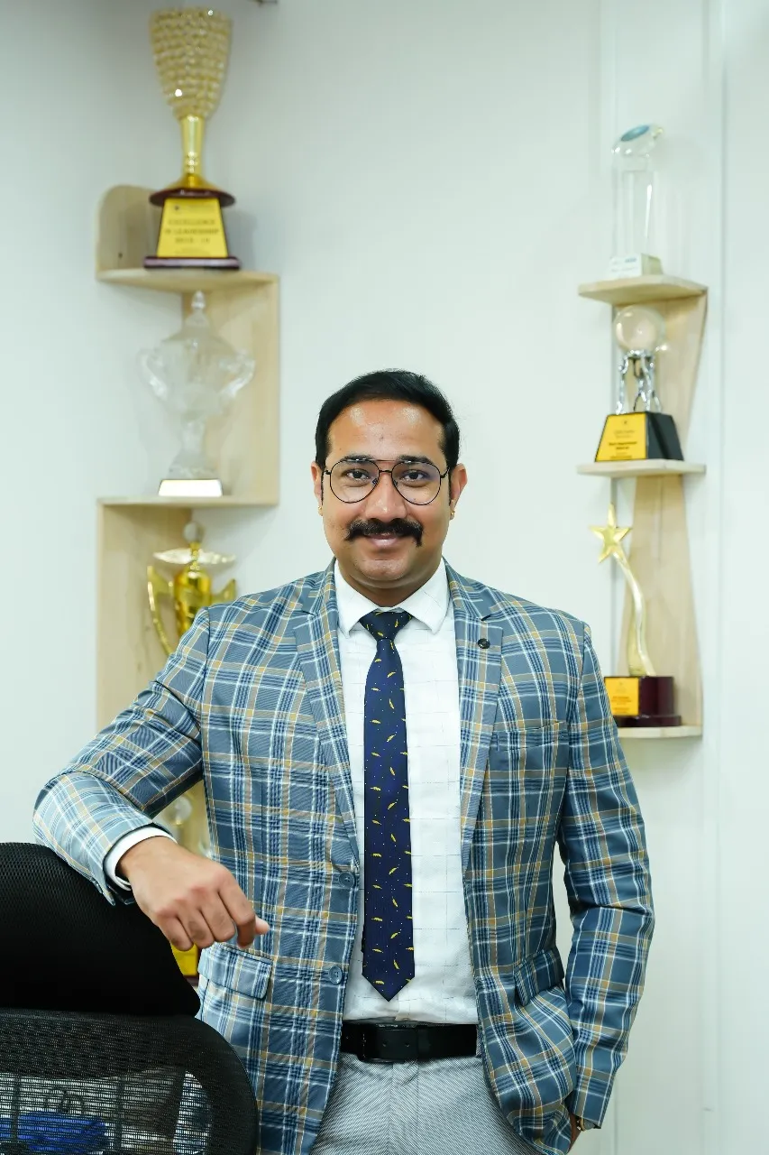 Varun Mohan - Clarks
