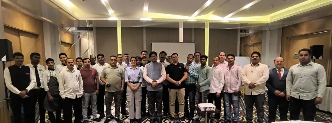 HRAWI certifies hospitality professionals in the FoSTaC program