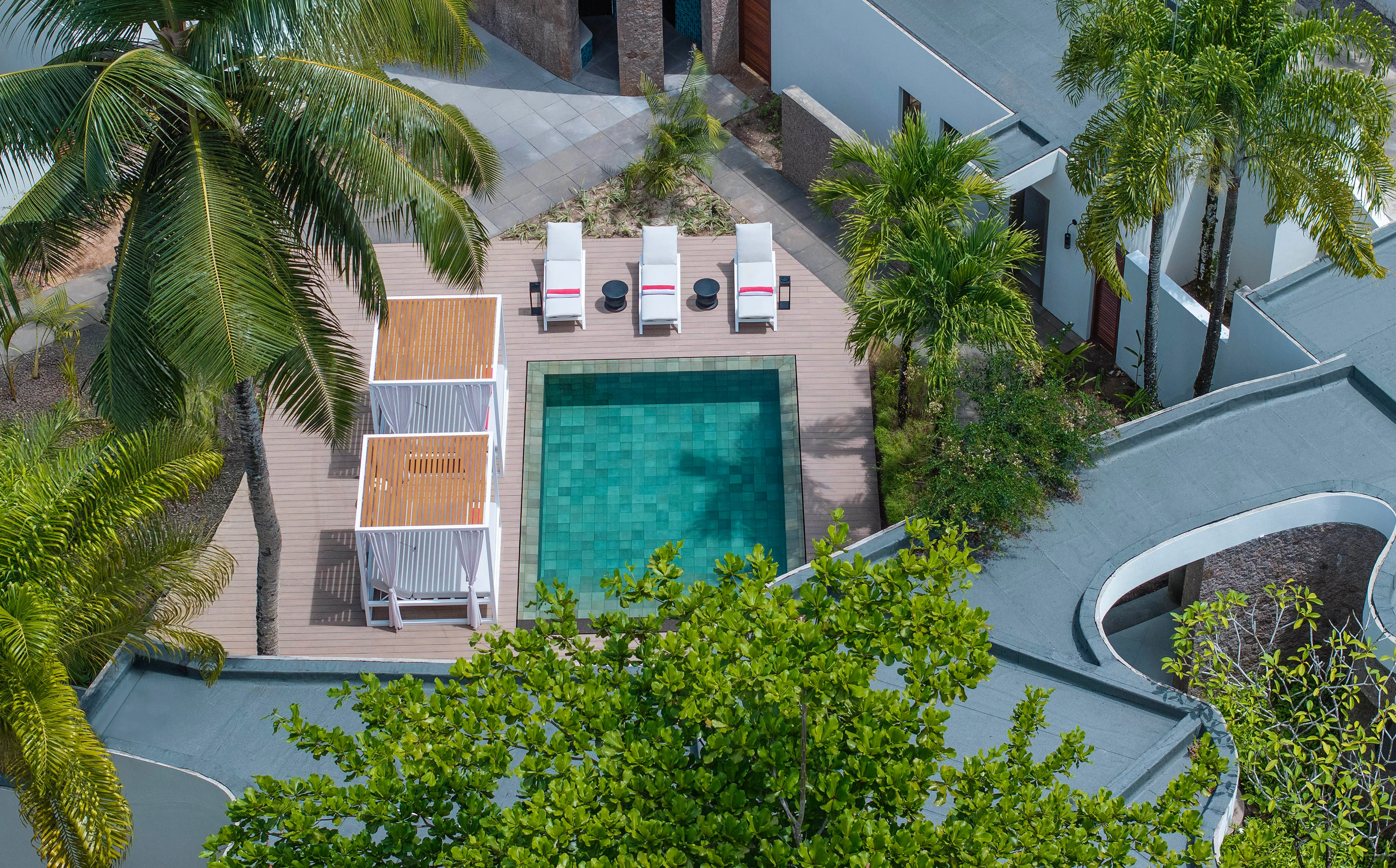 592702-Avani  Barbarons Seychelles Spa Pool-6bcd9d-original-1747797681