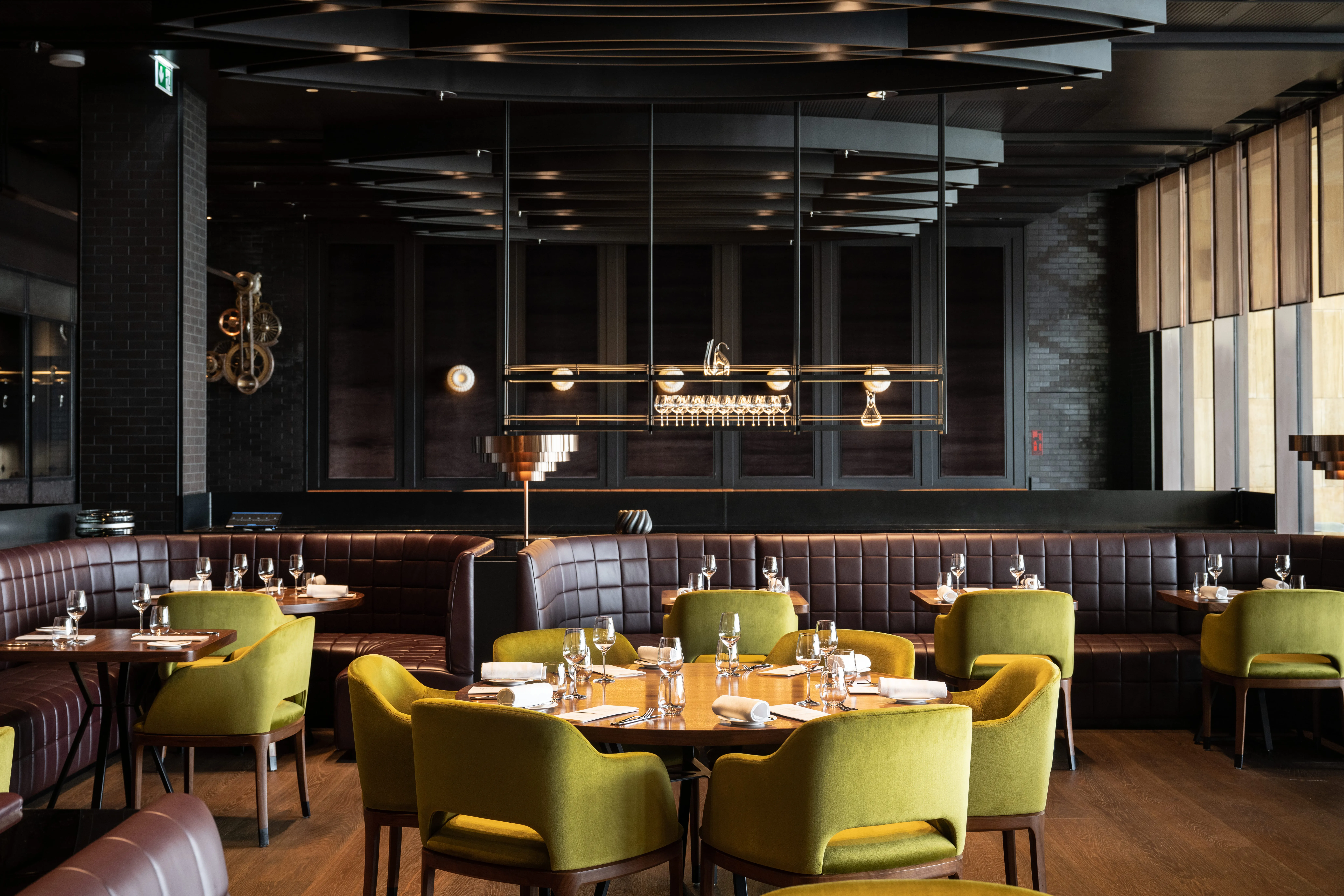 atlantistheroyal-dinnerbyheston-seatingarea
