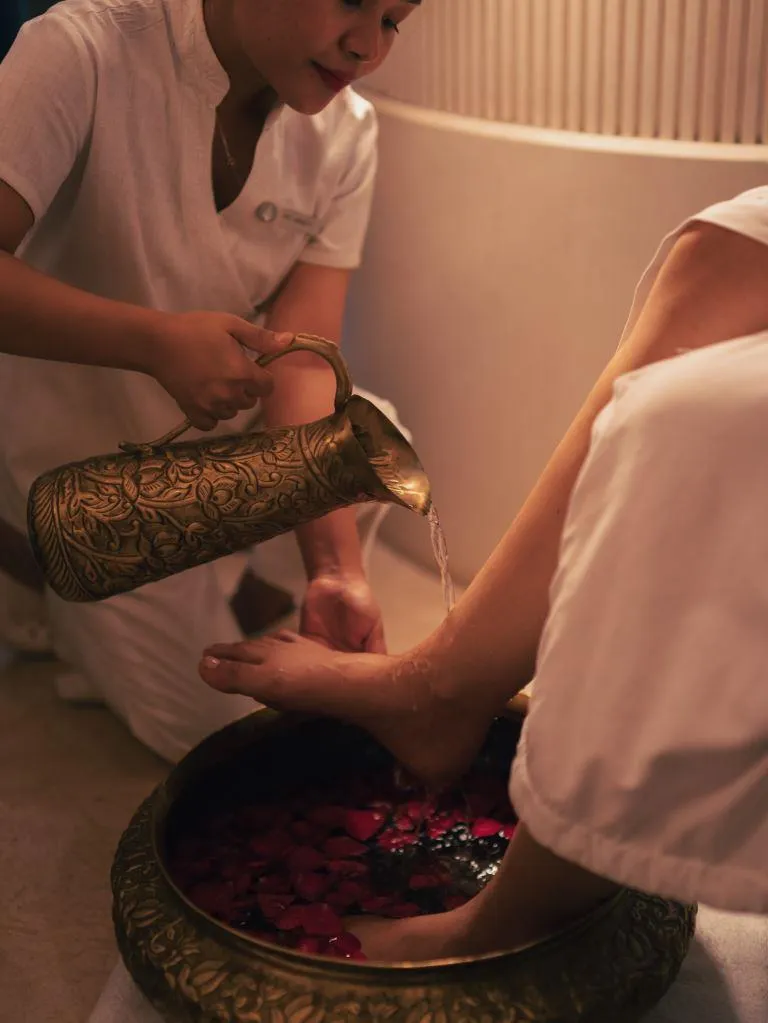The Spa at Four Seasons Hotel Mumbai 1