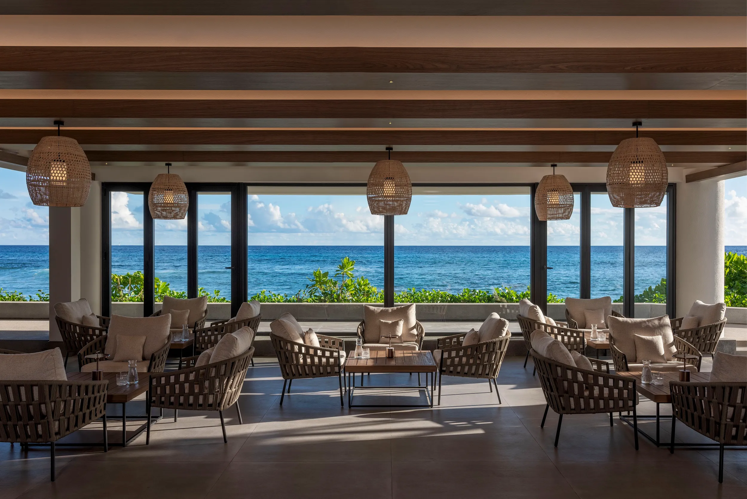 597382-Avani  Barbarons Seychelles Bar Barons Oceanview-469903-original-1750043977