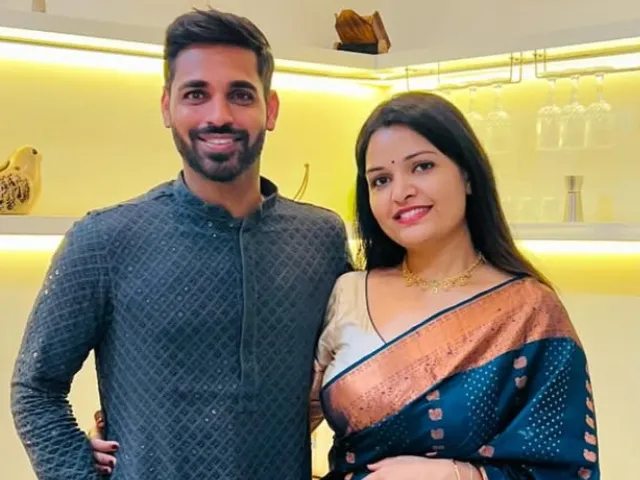 Bhuvneshwar Kumar Love Story (1)