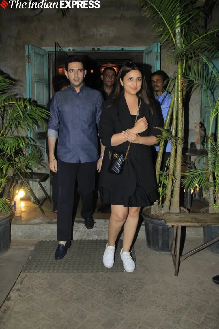 રાઘવ ચઢ્ઢા અને પરિણીતી ચોપરા ફોટો