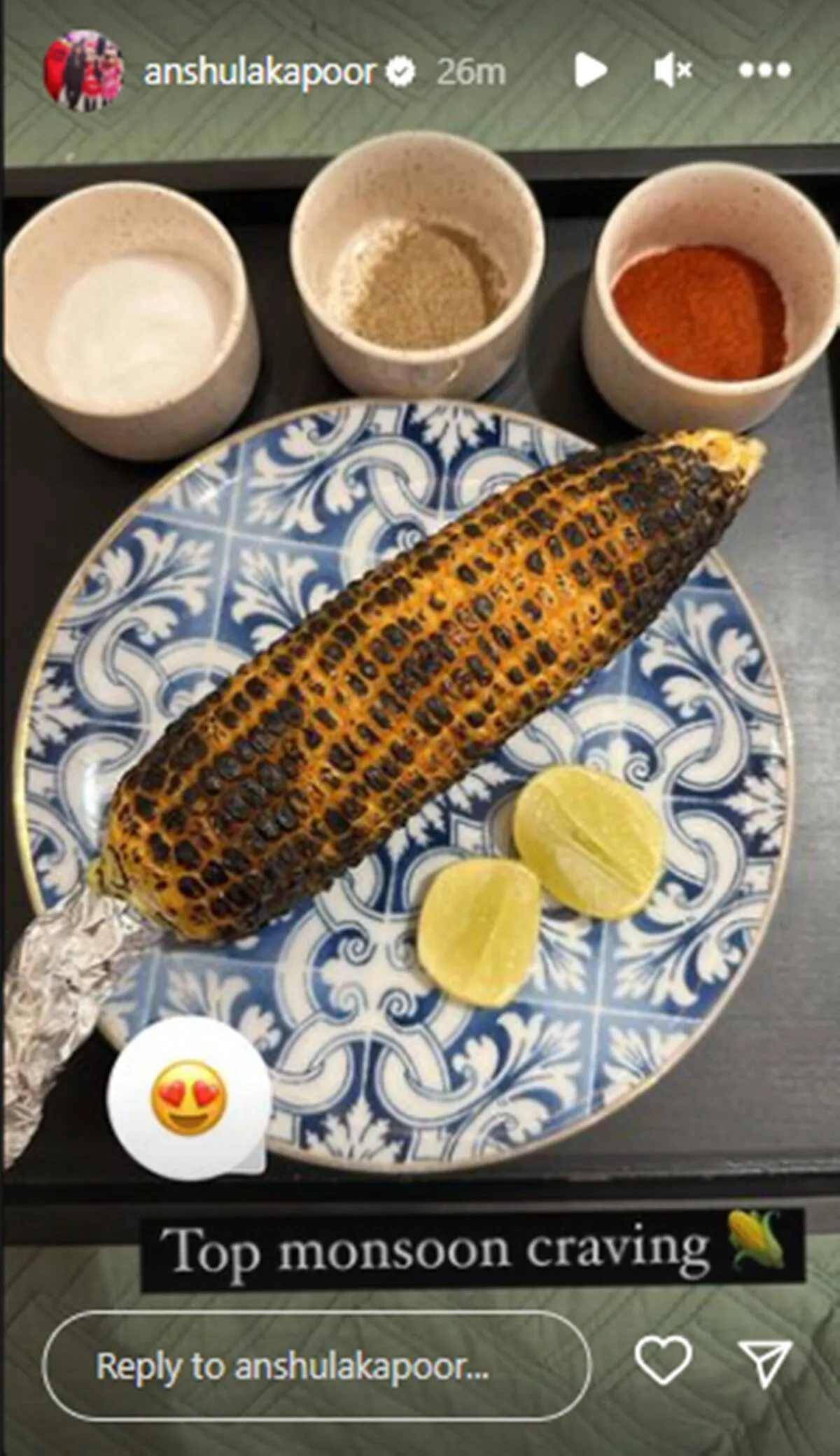 Anshula enjoys some corn. (Source: Anshula Kapoor/Instagram Stories)