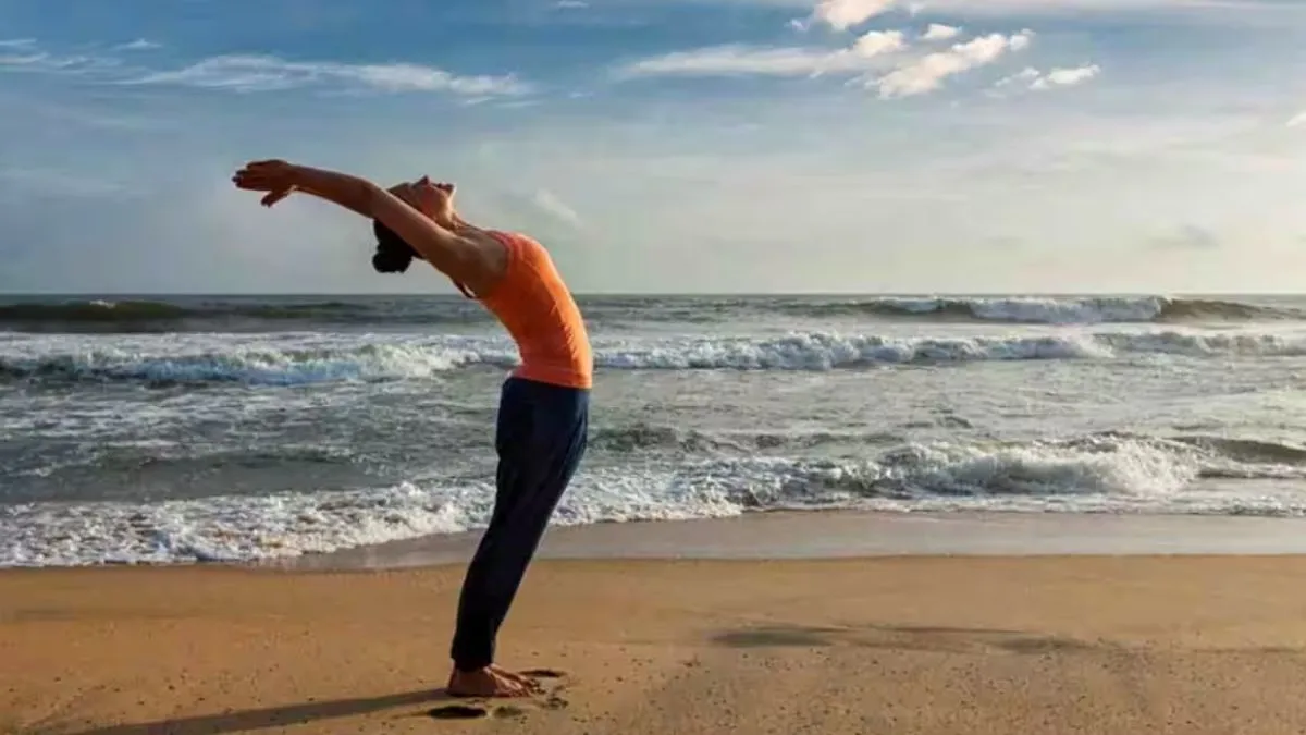 surya namskar Pose Yoga for Weight loss express photo))