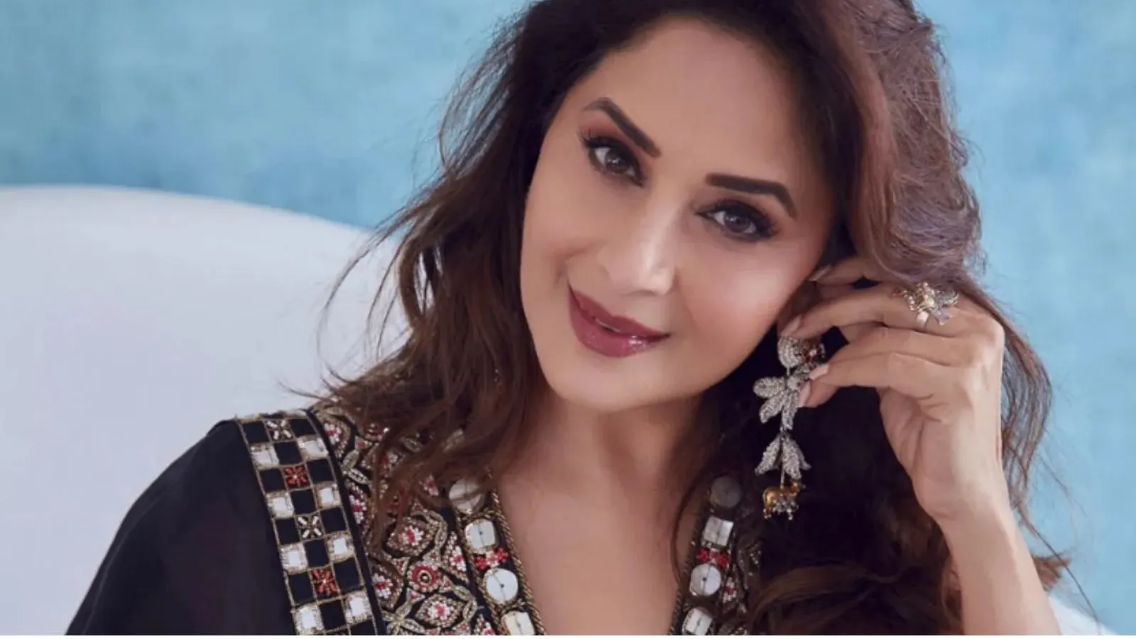 Madhuri Dixit Sunil Shetty Dance Deewane Photo