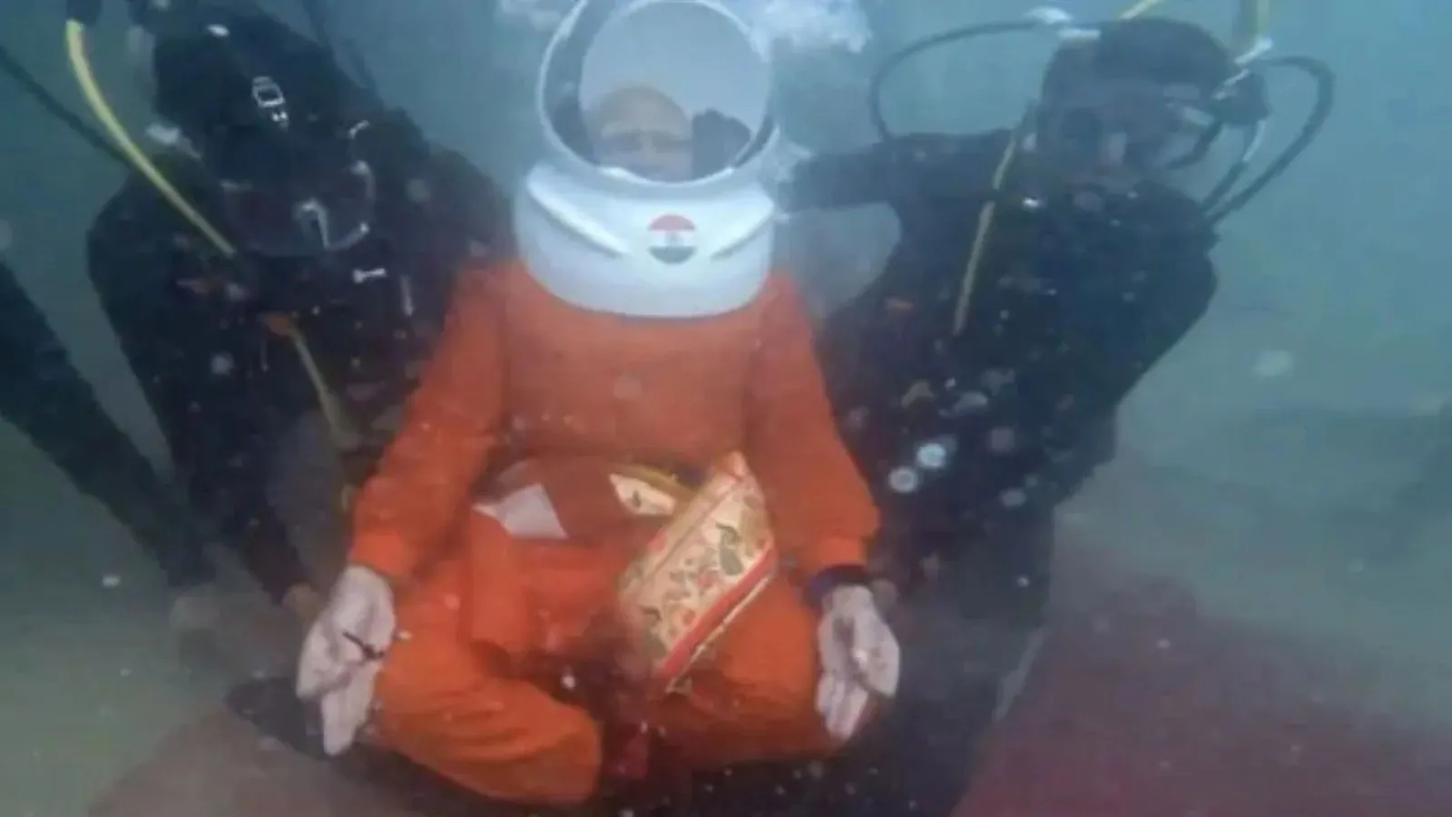  PM Narendra Modi Scuba Diving