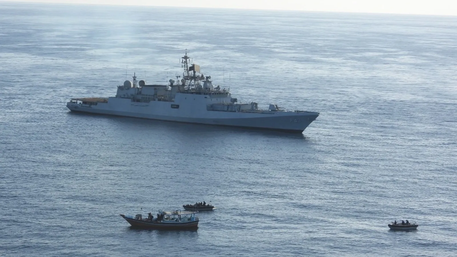 drugs racket, drugs racket in Gujarati, drugs caught in indian aritime boundary