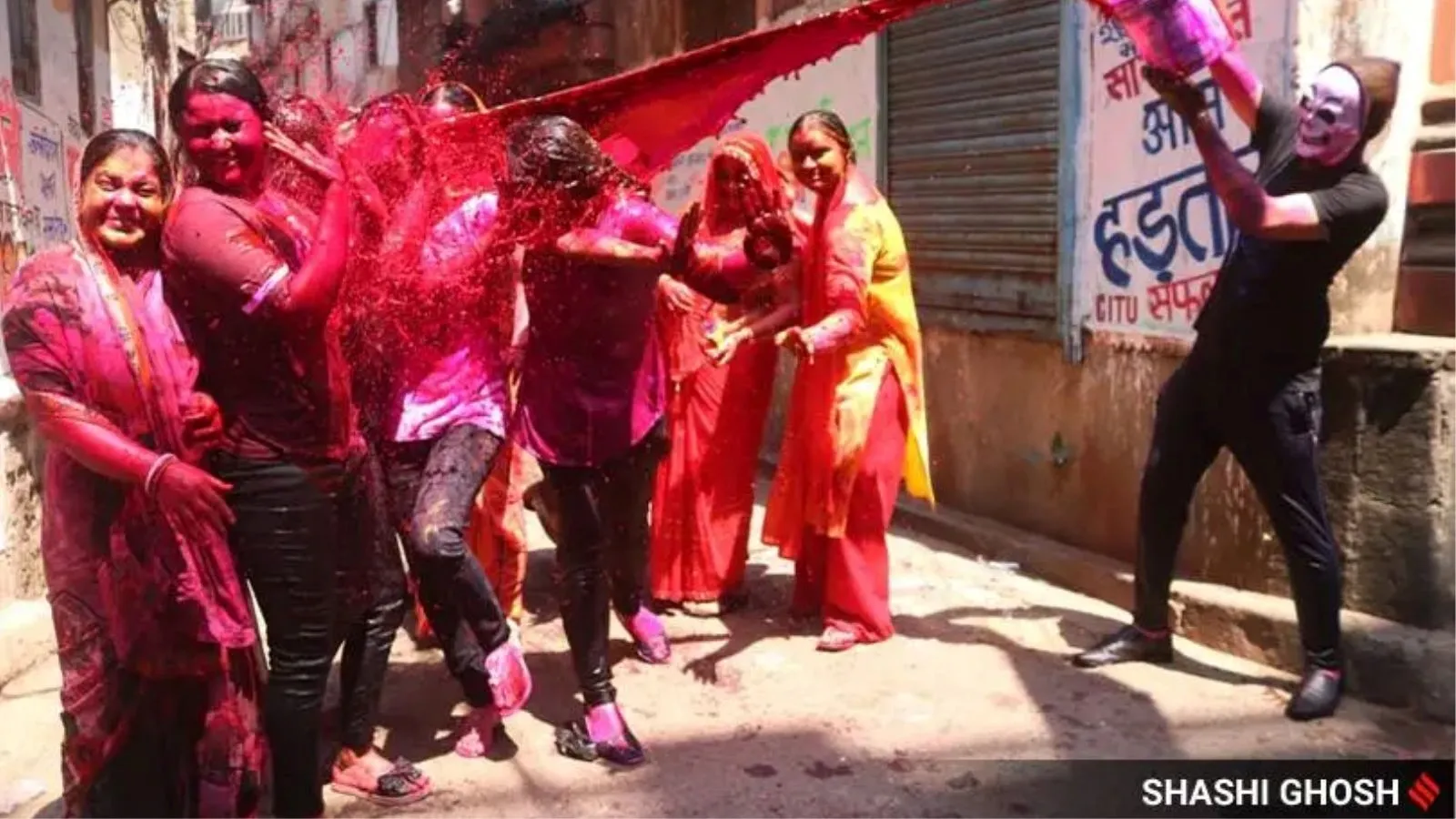 Dhuleti celebrations